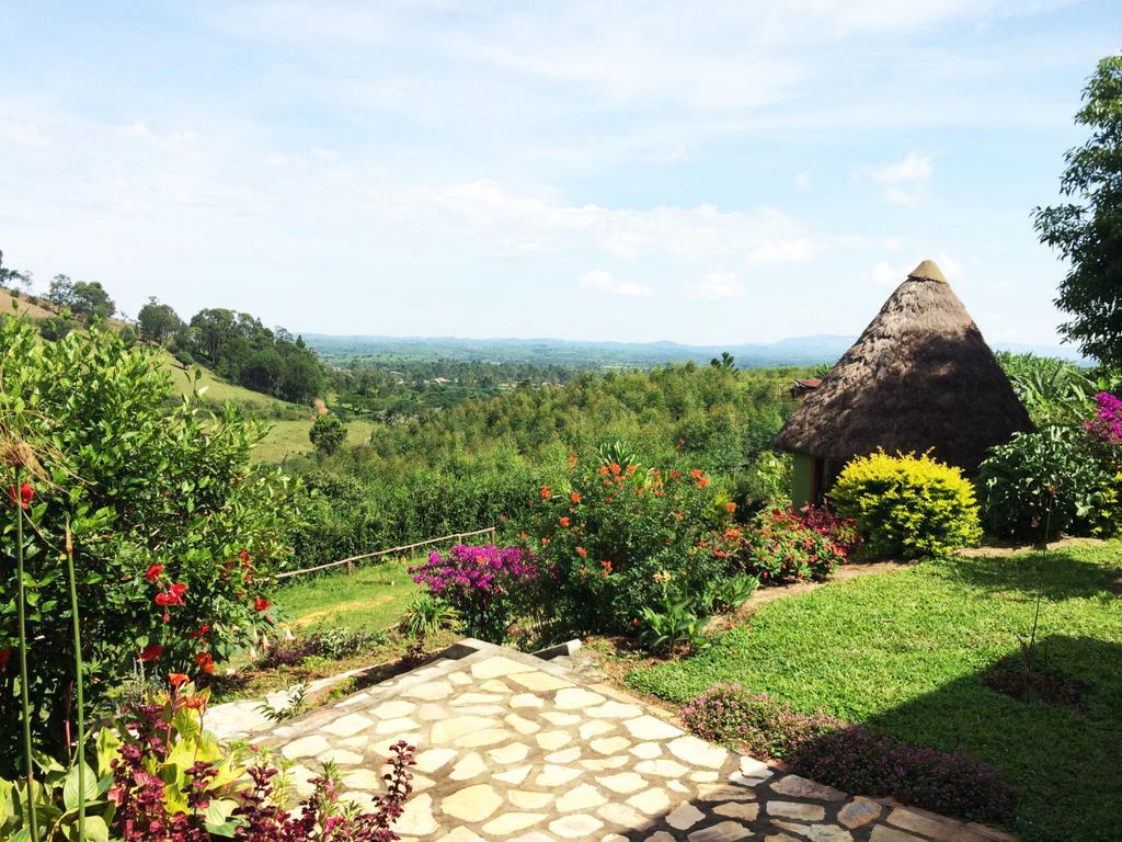 Nyore Hillside Retreat 음바라라 외부 사진